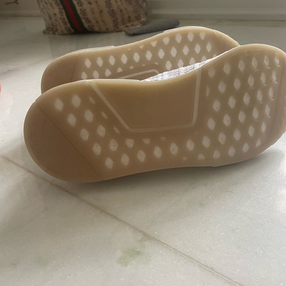 Adidas Boost - Picture 3 of 5